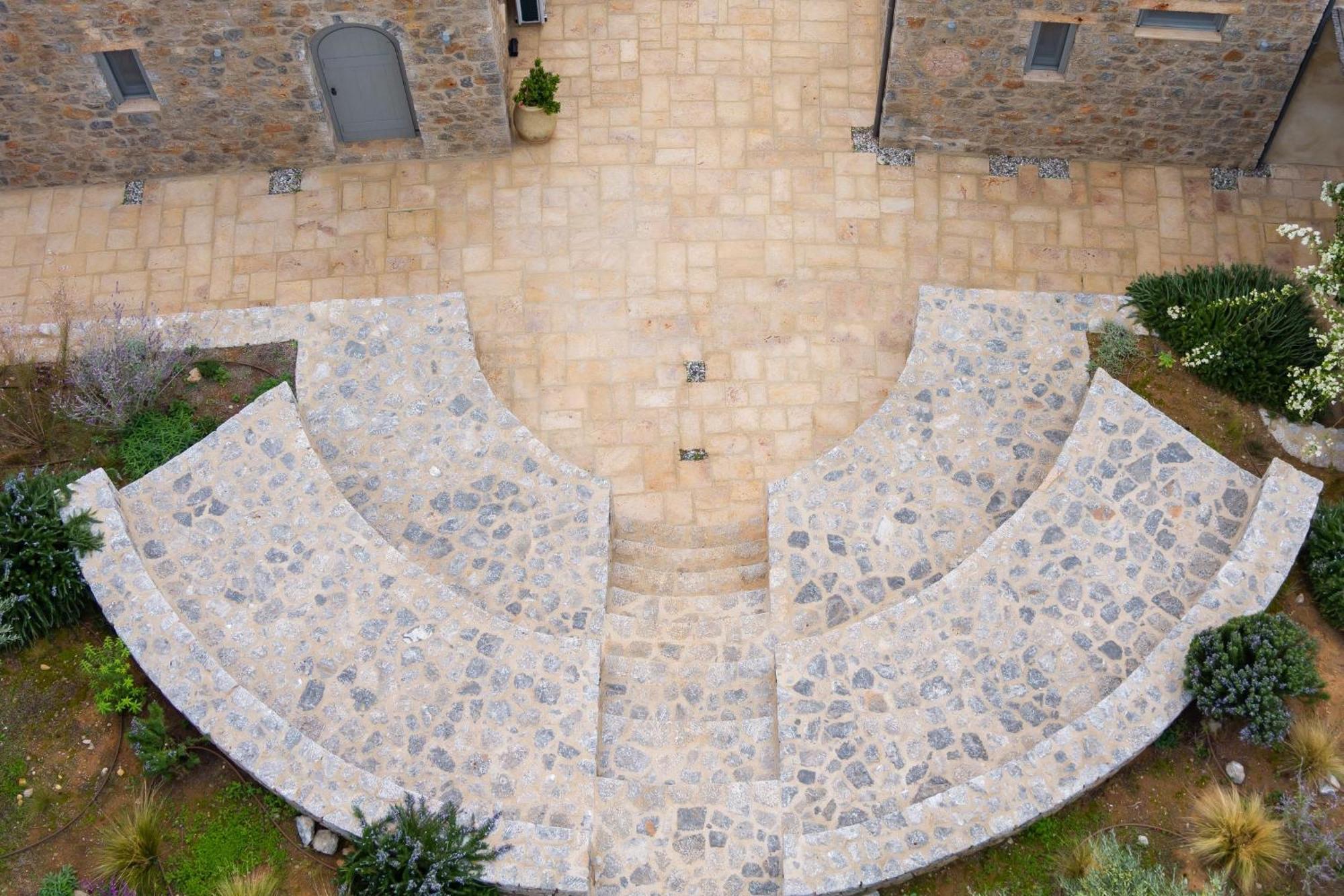 Zen Rocks Resort Kalianeika Dış mekan fotoğraf